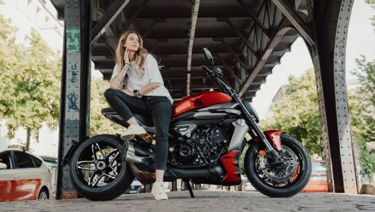 Ducati apuesta por el segmento cruiser deportivo