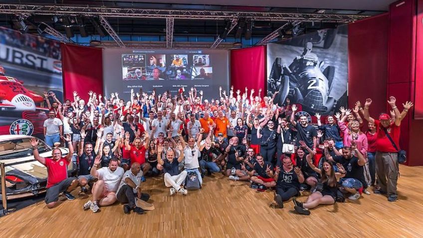 VIDEO: Alfa Romeo celebró 115 años de deportividad italiana en el sector automotriz
