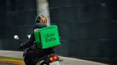 Uber se preocupa por los motociclistas y dona más de mil cascos con certificación DOT