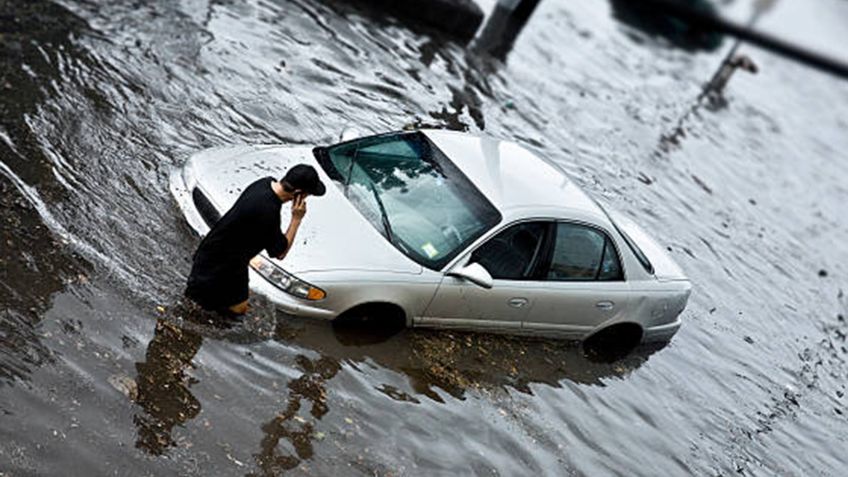 ¿Qué hacer si tu auto se para con las lluvias?