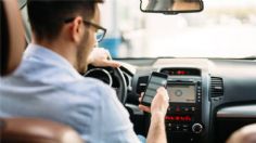 Distracciones más comunes al conducir y cómo reducirlas