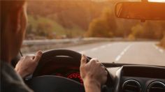 ¿Cómo preparar tu auto para un viaje largo por carretera?