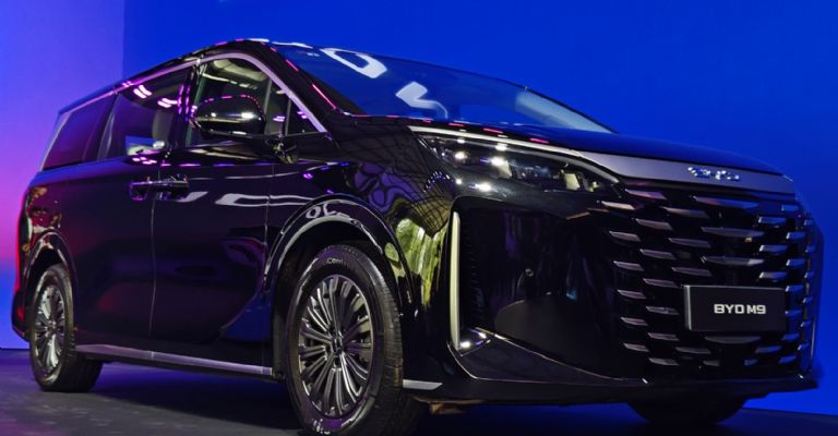 BYD M9 