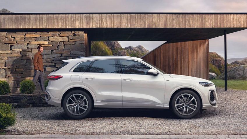 Audi Q5 e-hybrid 2025: Hasta 100 km eléctricos y eficiencia B en versiones SUV y Sportback