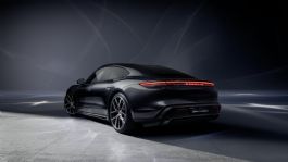 Foto que representa a Autos Porsche en Rusia dejan de funcionar, podría ser un ataque informático