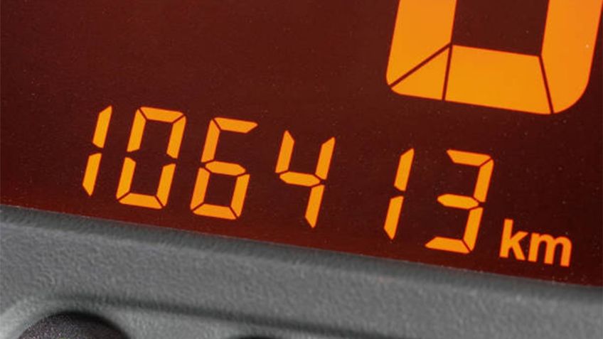 ¿Qué es el kilometraje real y por qué es importante al comprar un auto usado?