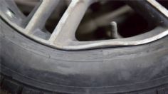 ¿Qué daños puede causar conducir con llantas desgastadas?