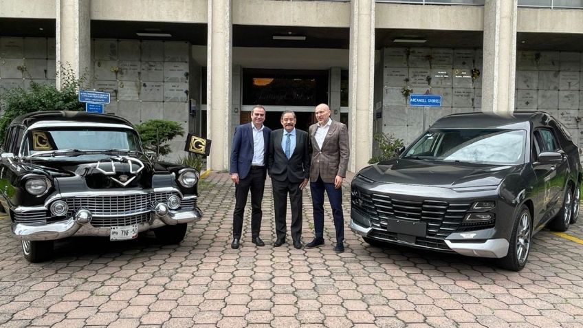Gayosso y Mexicánicos presentaron la carroza fúnebre Jetour X70 Modelo 2024