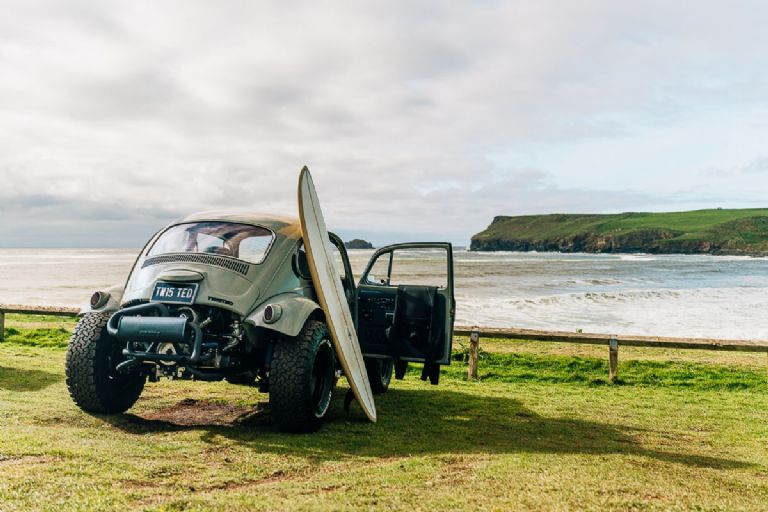 Twisted Tbug también está inspirado en las camionetas de surf