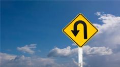 ¿Qué errores comunes cometen los conductores al dar vuelta en U?