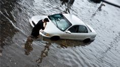 ¿Qué hacer si tu auto se queda varado en una inundación?