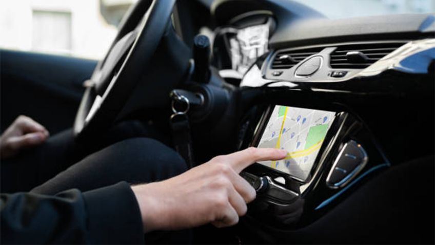 ¿Cómo planear rutas más rápidas usando apps de navegación?