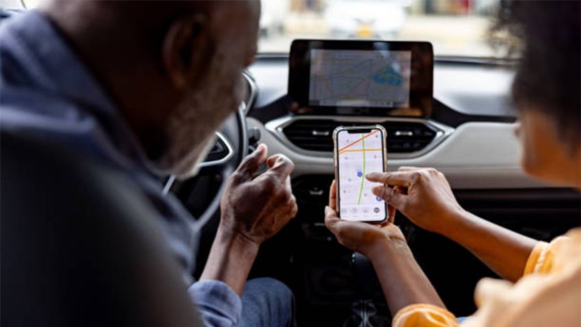Tips para usar el GPS sin distraerte al manejar