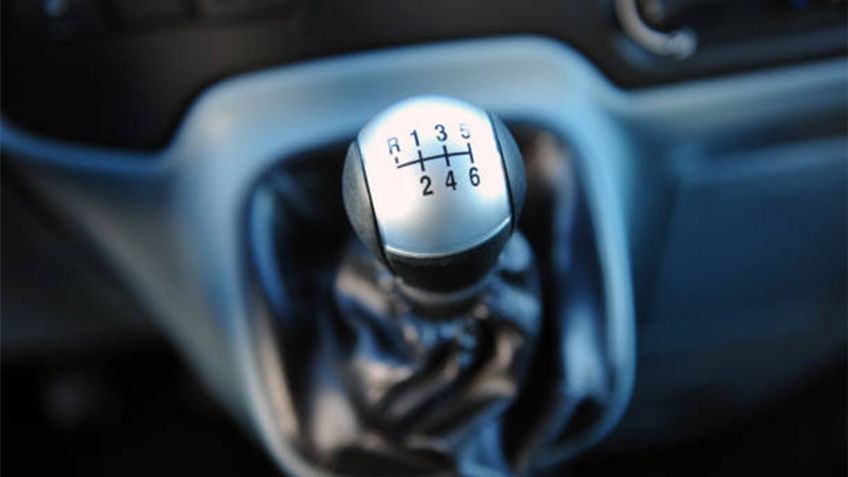 ¿Auto manual o automático, cuál consume más gasolina?