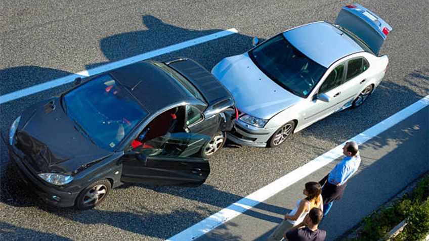 ¿Cómo evitar choques por alcance en semáforos?