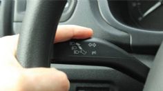 ¿Qué hacer si fallan las luces direccionales mientras conduces? Guía para evitar accidentes