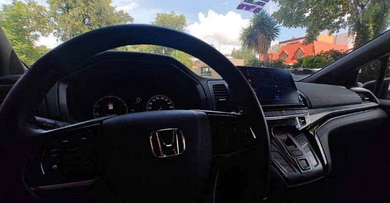 Interior de la Honda Odyssey Black Edition