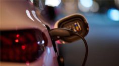 ¿Qué tan seguro es dejar cargando tu auto eléctrico durante la noche?