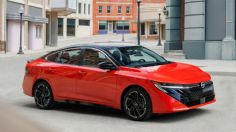 Nissan Sentra 2026: diseño estilizado, mayor equipo pero mismo motor