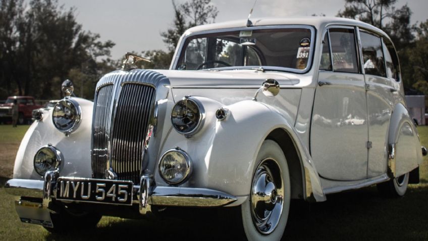 En Guadalajara, la presentación más grande de autos antiguos