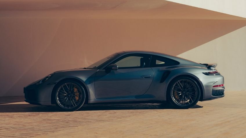 Porsche alista el 911 más potente de la historia con tecnología híbrida