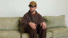 Fan de Bad Bunny abandona su auto en la calle para saludarlo