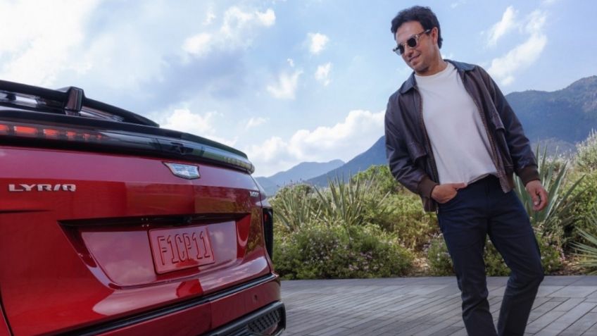 Video: Checo Pérez maneja una Cadillac Lyriq-V, una SUV eléctrica deportiva hecha en México