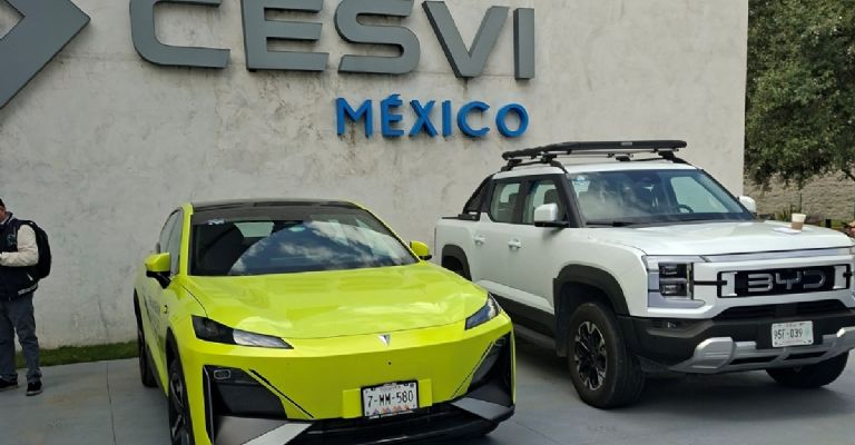 Explanada principal del CESVI.