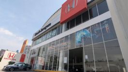 Foto que representa a Honda Zaragoza, concesionaria de Grupo Andrade, recibe premio