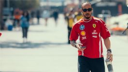 Foto que representa a Lewis Hamilton comenzará su temporada 20 en F1