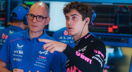 Video: Franco Colapinto realiza gran maniobra para evitar choque en GP de Australia