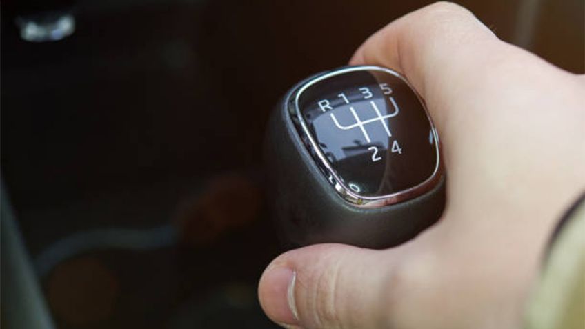 Los cuatro autos manuales más baratos en México
