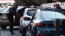 Foto que representa a Pese amparo, Guardia Nacional arranca operativo en AICM contra taxis de aplicación
