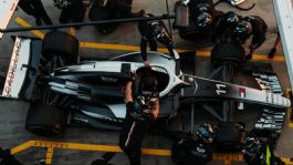 Foto que representa a Aunque no pudo participar en la clasificación Sprint, Checo Pérez correrá la Sprint de China