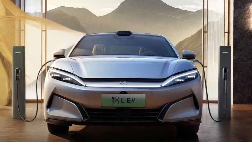 BYD presenta un cargador que va del 10% al 90% de la batería en menos de 10 minutos