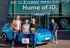 Foto ilustrativa de nota VW logra las 2 millones de unidades eléctricas vendidas, este fue el auto entregado al cliente 2M