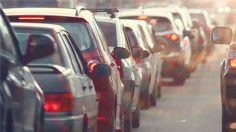 Gasolina y tráfico en hora pico: estrategias para gastar menos