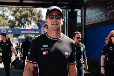 ¿Qué le pasó al auto de Checo Pérez, según Cadillac?
