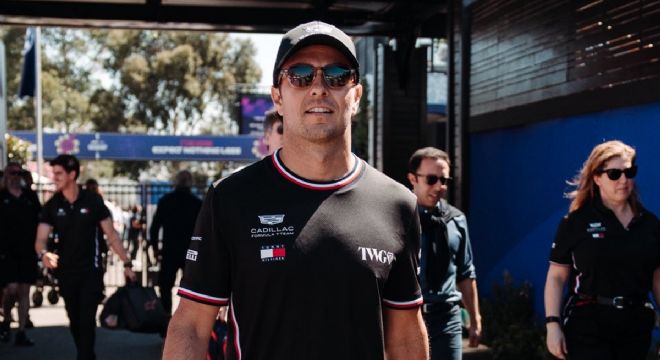 ¿Qué le pasó al auto de Checo Pérez, según Cadillac?