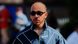 Foto que representa a Hamilton recuerda su "rebelión" por la moda en el Paddock