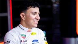 Foto que representa a El rendimiento de Hadjar ha sorprendido a todos en Red Bull